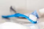 Preserve Tandbørste (ultrablød) - lilla - fremstillet af genbrugte yoghurtbægre